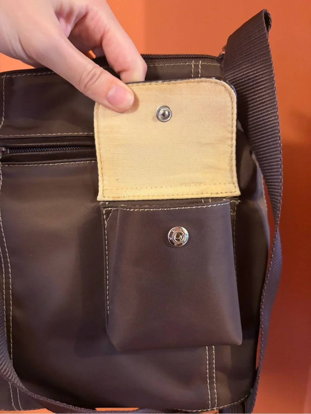 Nine & CO Nylon Messenger Bag